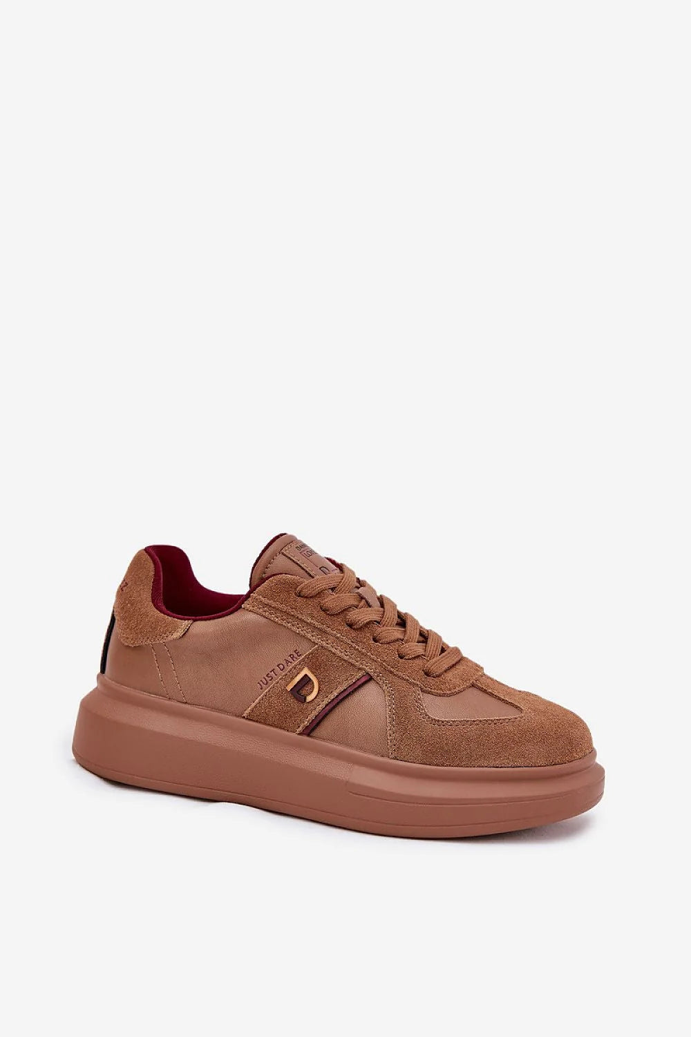 baskets basses femme suède cuir lisse marron cognac coupe arrondie découpes contrastées semelle épaisse caoutchouc lacets confort DanielLopez BigStar