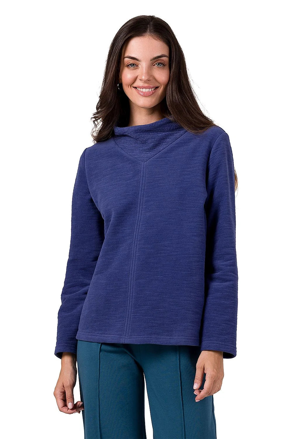 Sweatshirt femme Be Wear style décontracté couleur bleu profond col cheminée maille structurée matière douce et extensible coupe ample manches longues sans coutures