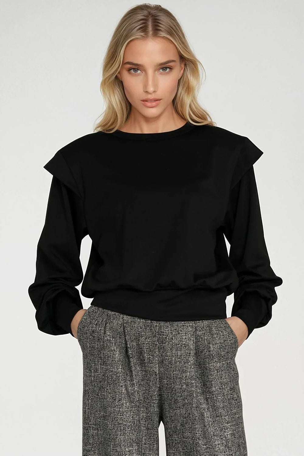 sweatshirt femme noir oversize col rond manches longues épaules structurées poignets larges côtelés tombé blousant maille jersey douce