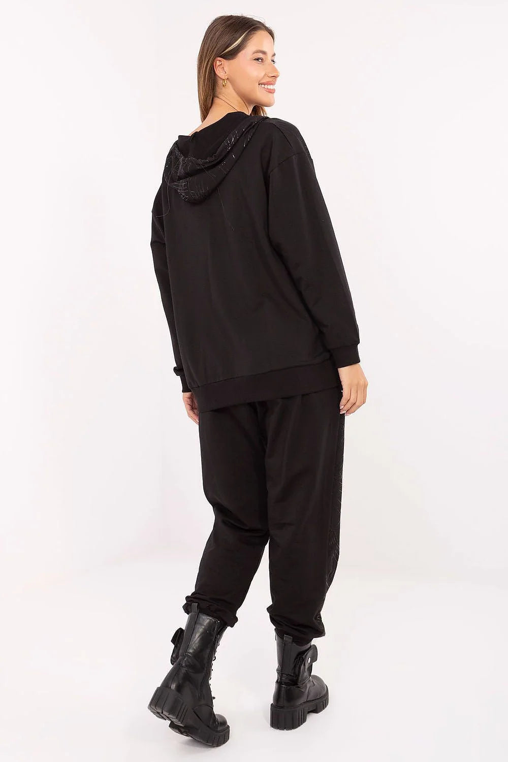 survêtement femme deux pièces veste zippée capuche pantalon jogger noir oversize décontracté zip apparent cordon taillehaute surpiqûre blanche contrastante