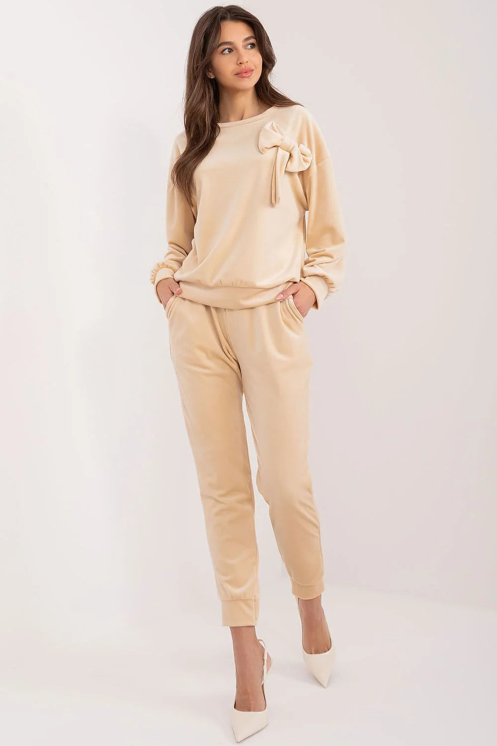 Ensemble Italy Moda pour femme en velours beige clair manches longues coupe ample pantalon droit élastique taille ajustable style chic confortable