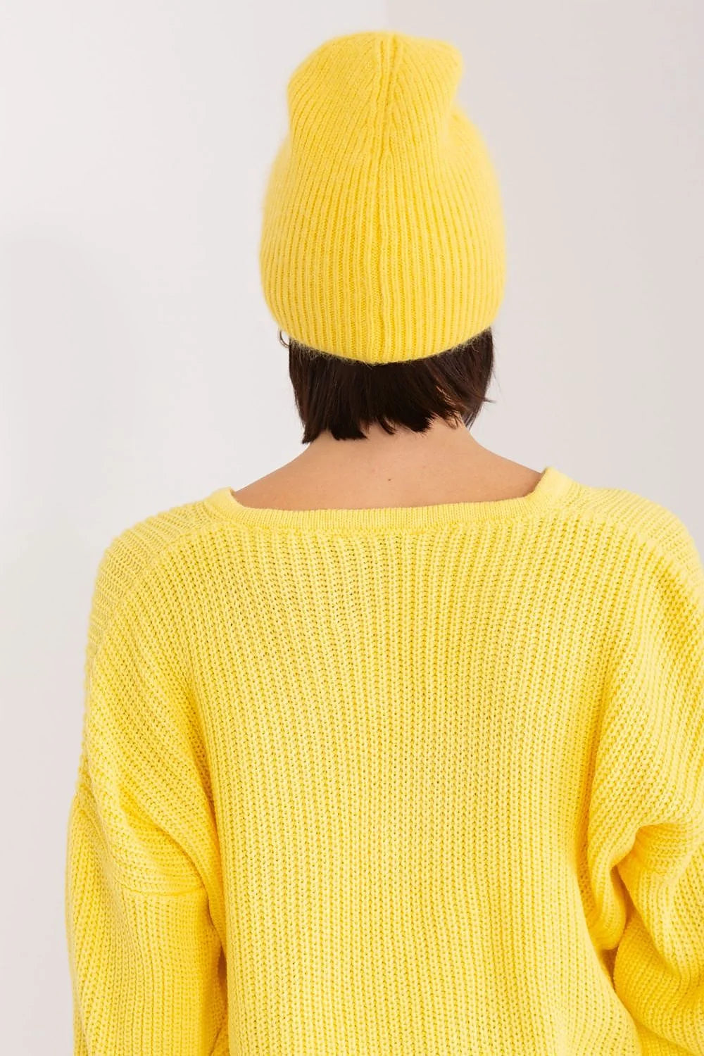 bonnet hiver chaud tressé acrylique angora jaune vif slouchy femme torsade strass dorés grosse maille extensible confortable élégant isolant thermique