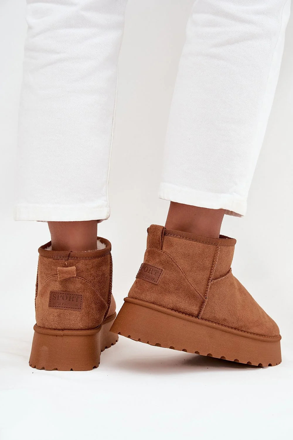 bottines neige femme suède écologique camel fourrées fourrure doublure plateforme4cm tige10cm semelle crantée cognac isolantes confortables