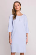 Robe de jour Stylove robe femme style moderne coupe ample manches 3/4 encolure bateau couleur lavande douce tissu haute qualité Pologne