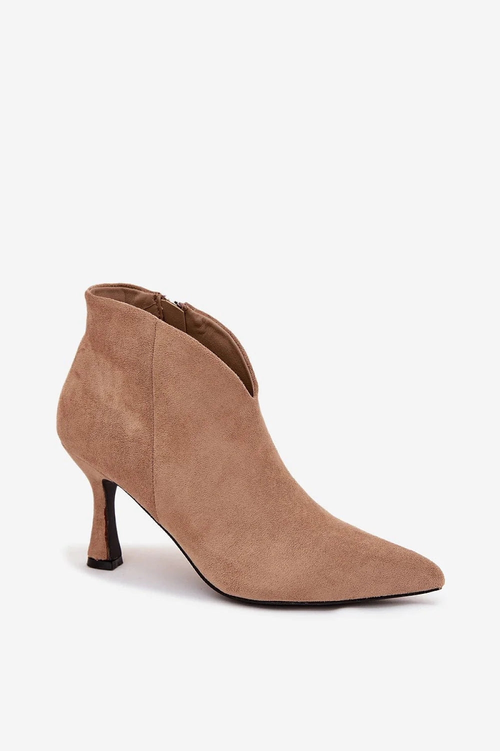 bottines cheville femme suédine écologique taupe bout pointu découpe asymétrique zip latéral talon fin sculpté semelle noire contrastée