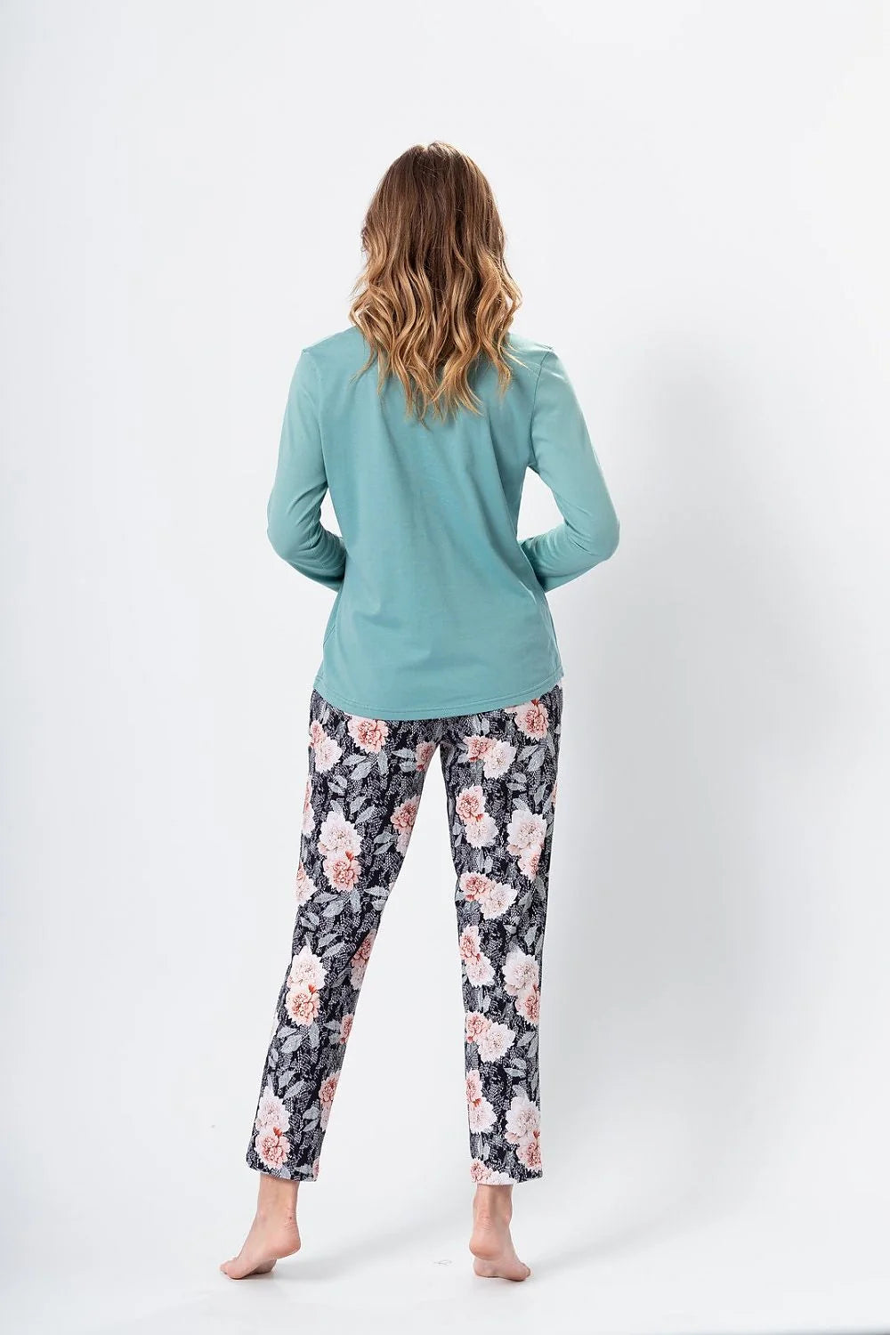 Pyjama femme vert menthe motif floral coton confortable coupe droite manches longues pantalon ample