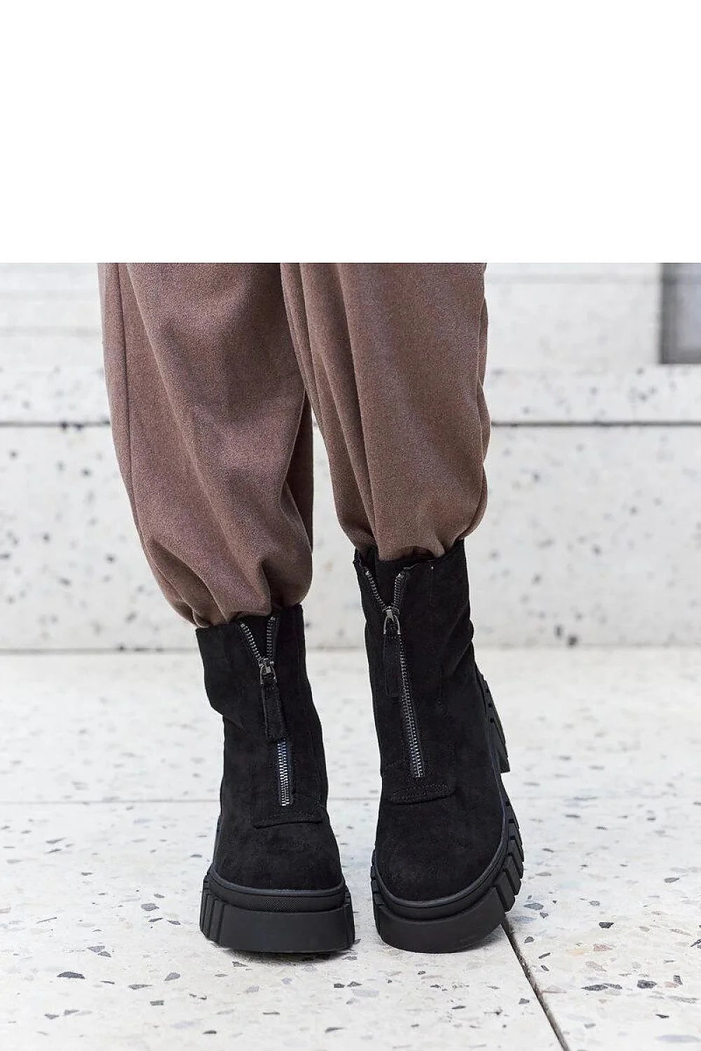 Bottines noires pour femmes design contemporain audacieux daim simili semelle épaisse fermeture éclair latéraleversible plateau