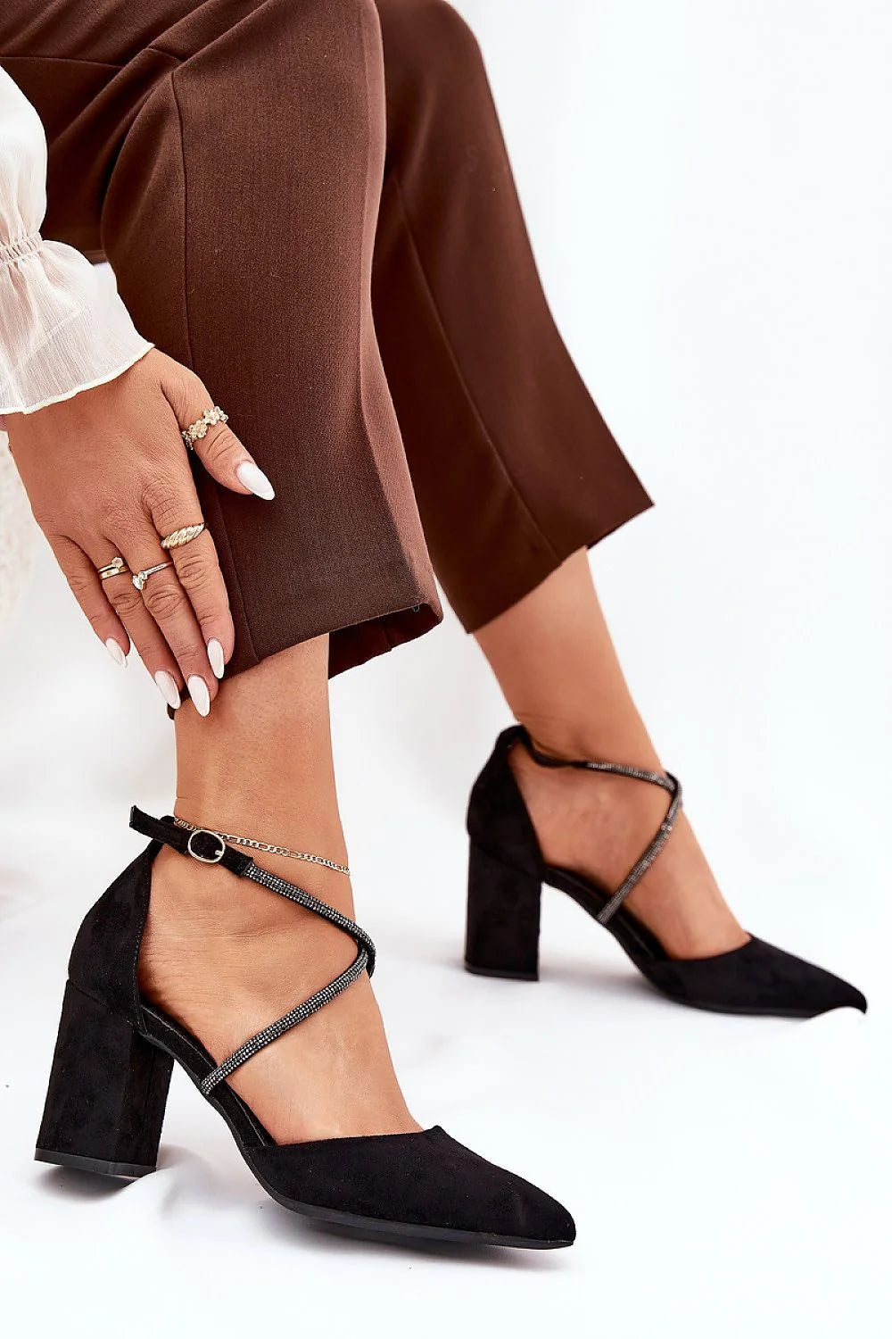 Escarpins talon large Step in style pour femmes, cuir suédé éco, lanières entrelacées, zircons, bout pointu, occasion spéciale, mode élégant