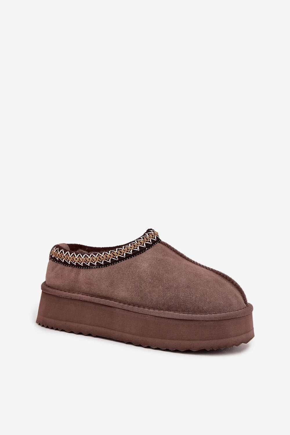 bottes neige femme suédé marron doublure fourrure intérieure plateforme crantée gomme semelle adhérence broderie tressée slipon cheville confortable chaudes