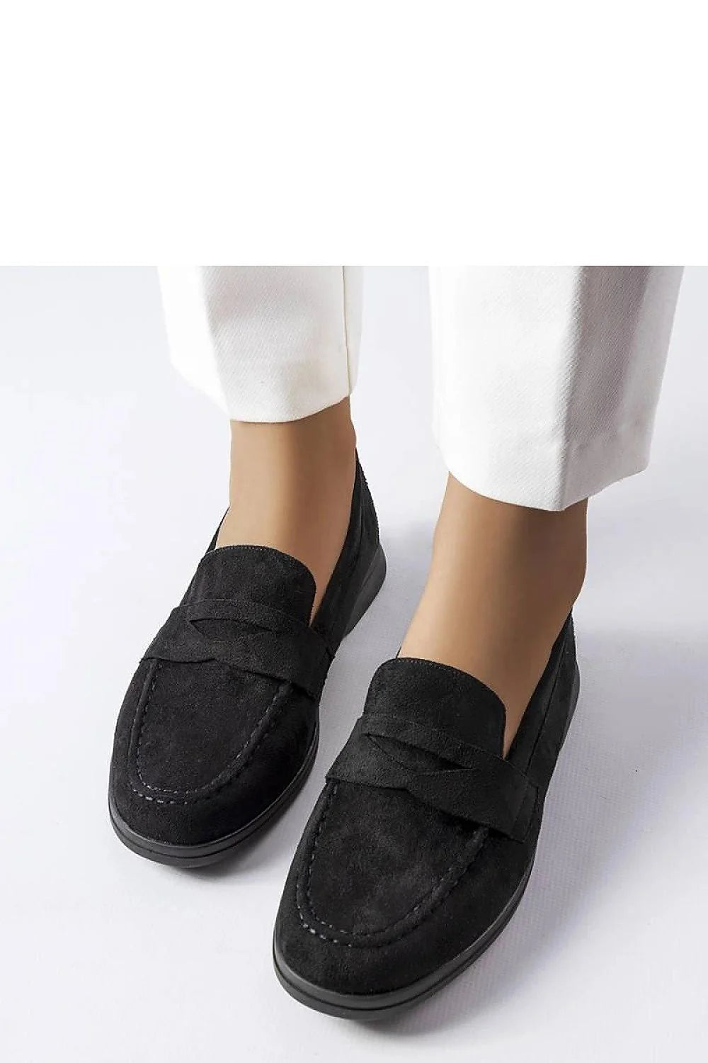 Mocassins femme en daim noir cuir pleine fleur design classique bandes horizontales coupe ajustée confort durable