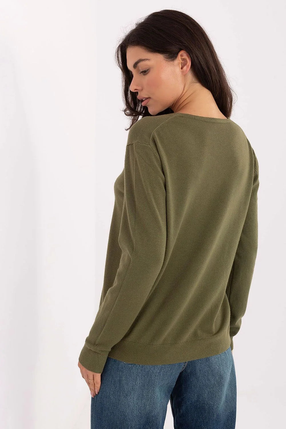 pull femme colV maille fine kaki olive manches longues bords côtes ourlet coupe ajustée viscose modal élasthanne polyamide