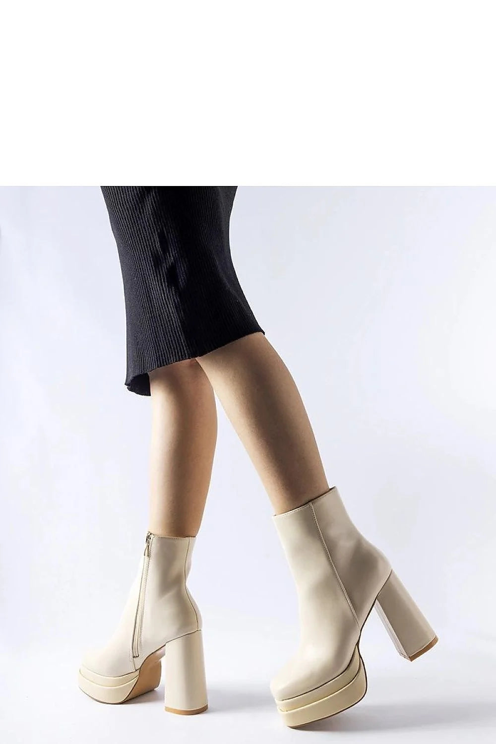 Bottes à talons Solea en cuir écologique beige modernes plateforme carrée talon bloc zip latéral femmes