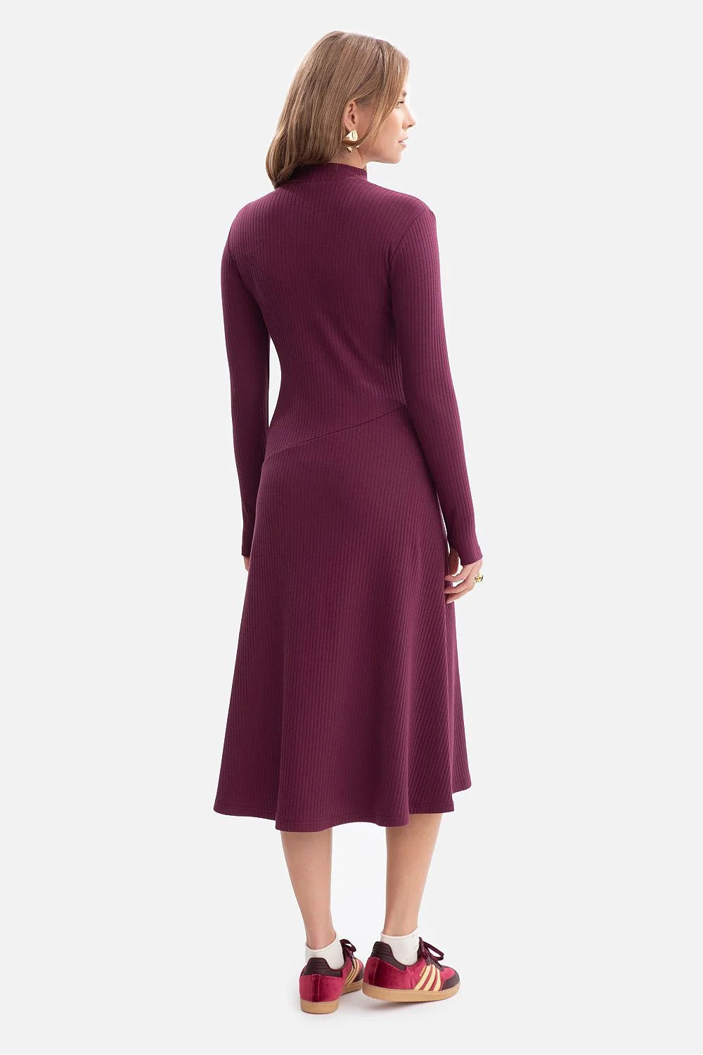 robe midi côtelée prune col montant manches longues ajustées découpe pouce taille marquée jupe évasée stretch maille coton élasthanne polonaise