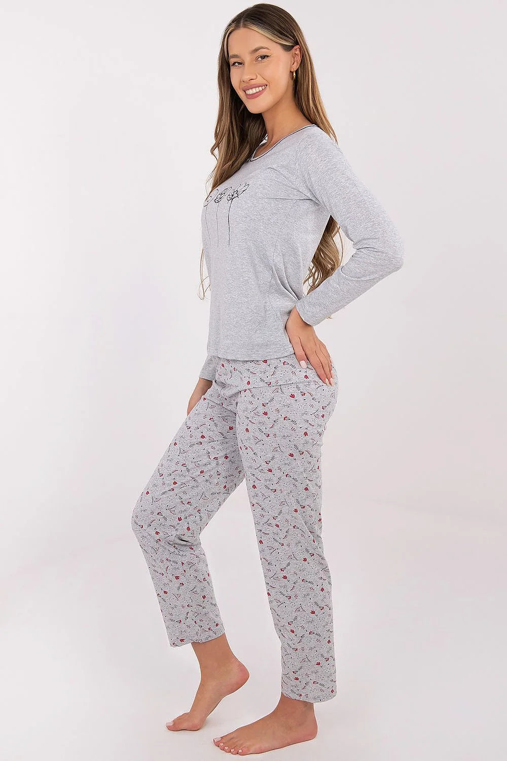pyjama femme coton doux respirant confortable gris chiné manches longues encolure ronde motif floral linéaire noir pantalon imprimé