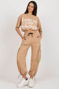 Ensemble coton beige tshirt ample manches courtes encolure ronde impression lucky me pantalon cargo élastique taille poches latérales