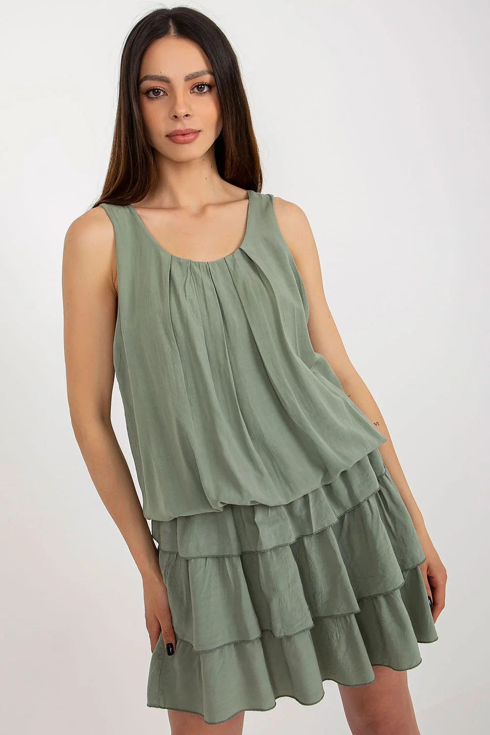 Robe d'été sans manches en viscose vert olive avec volants et plis taille élastique femme