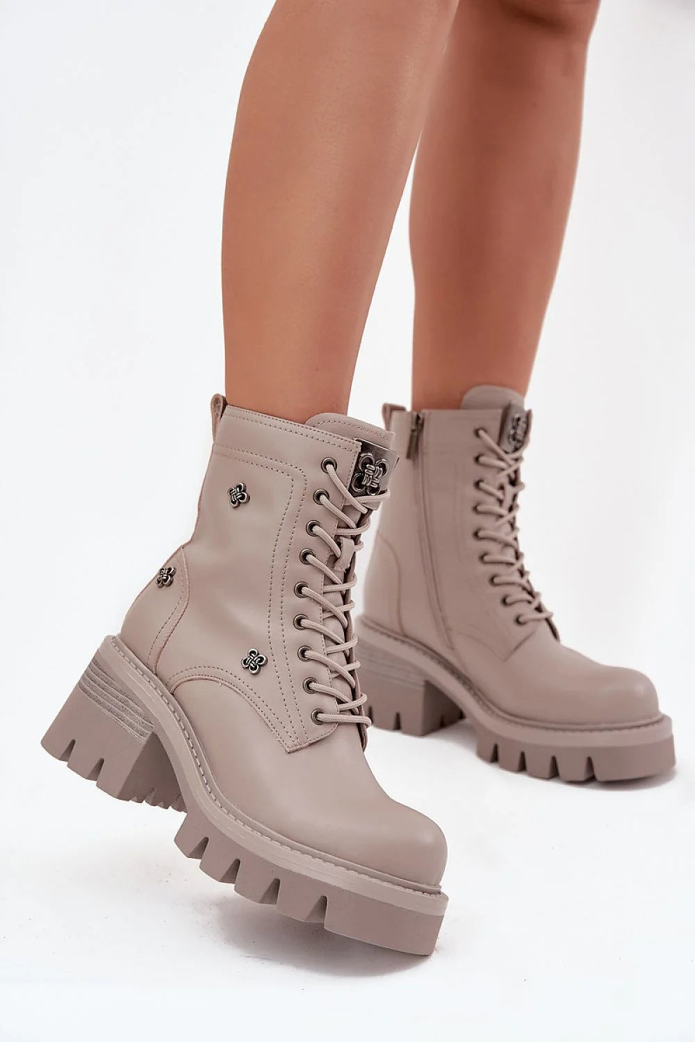 bottines femme Artiker cuir naturel taupe talon massif bloc plateforme crantée semelle épaisse gomme antidérapante lacets fermeture éclair latérale