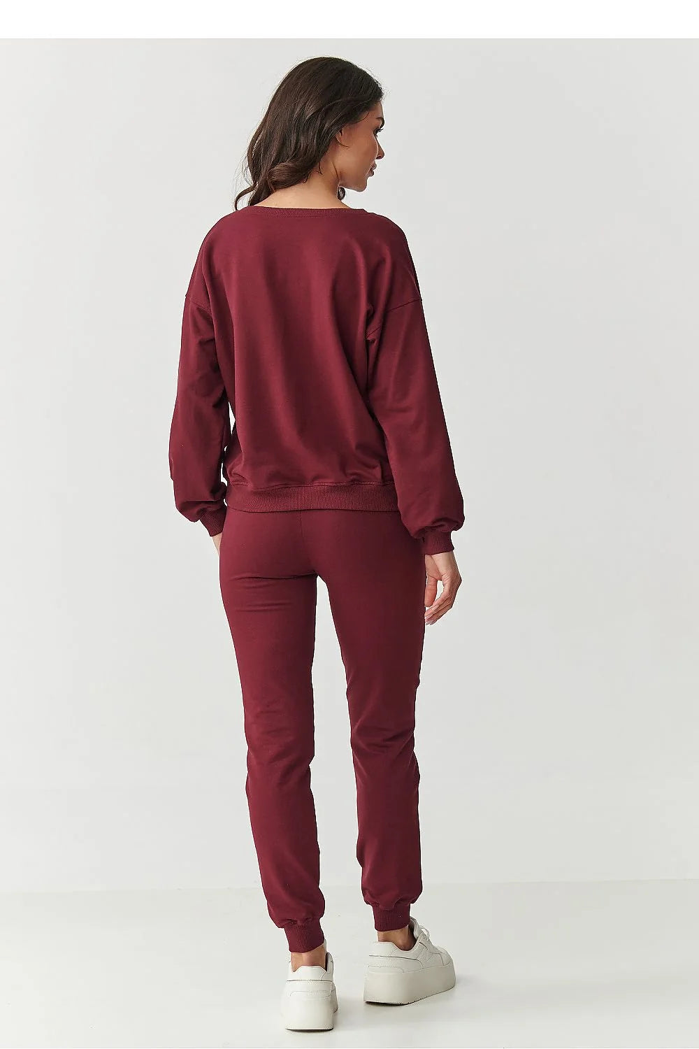 ensemble survêtement femme bordeaux coton extensible molleton sweat oversize brodé discret pantalon jogger slim taille élastique poches latérales