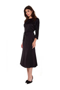 Robe de soirée élégante longue manches longues dos couvert satin noir taille ajustable femme