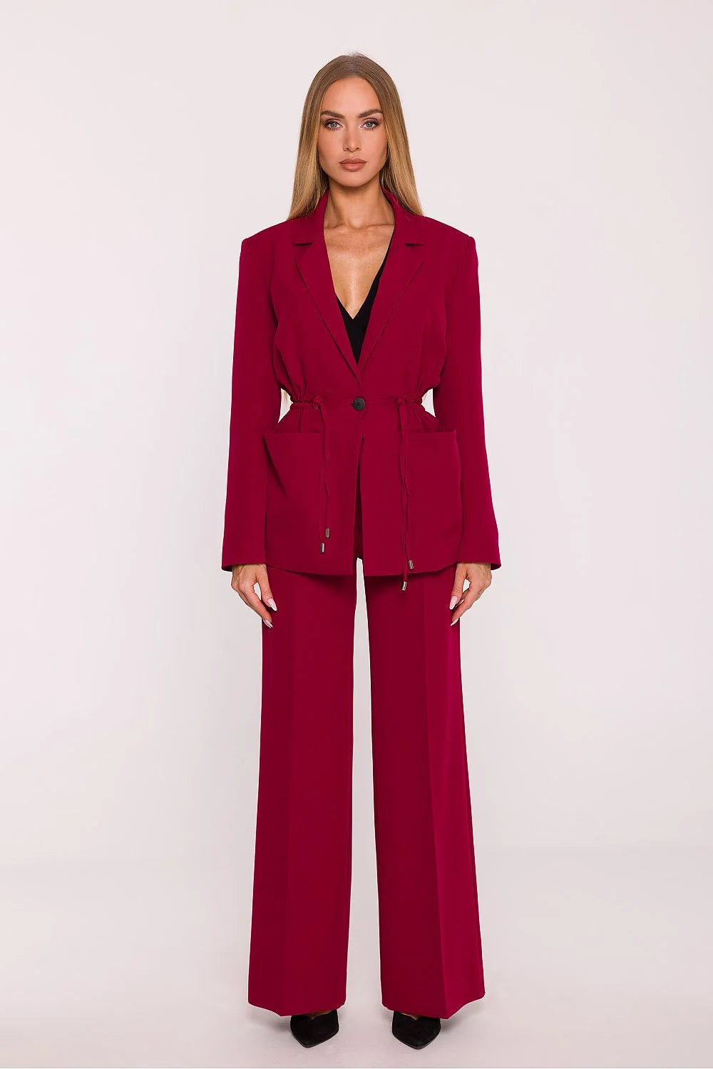 veste blazer femme bordeaux oversize cintrée cordons embouts métalliques col cranté fermeture bouton manches longues poches plaquées fluide mate polonaise