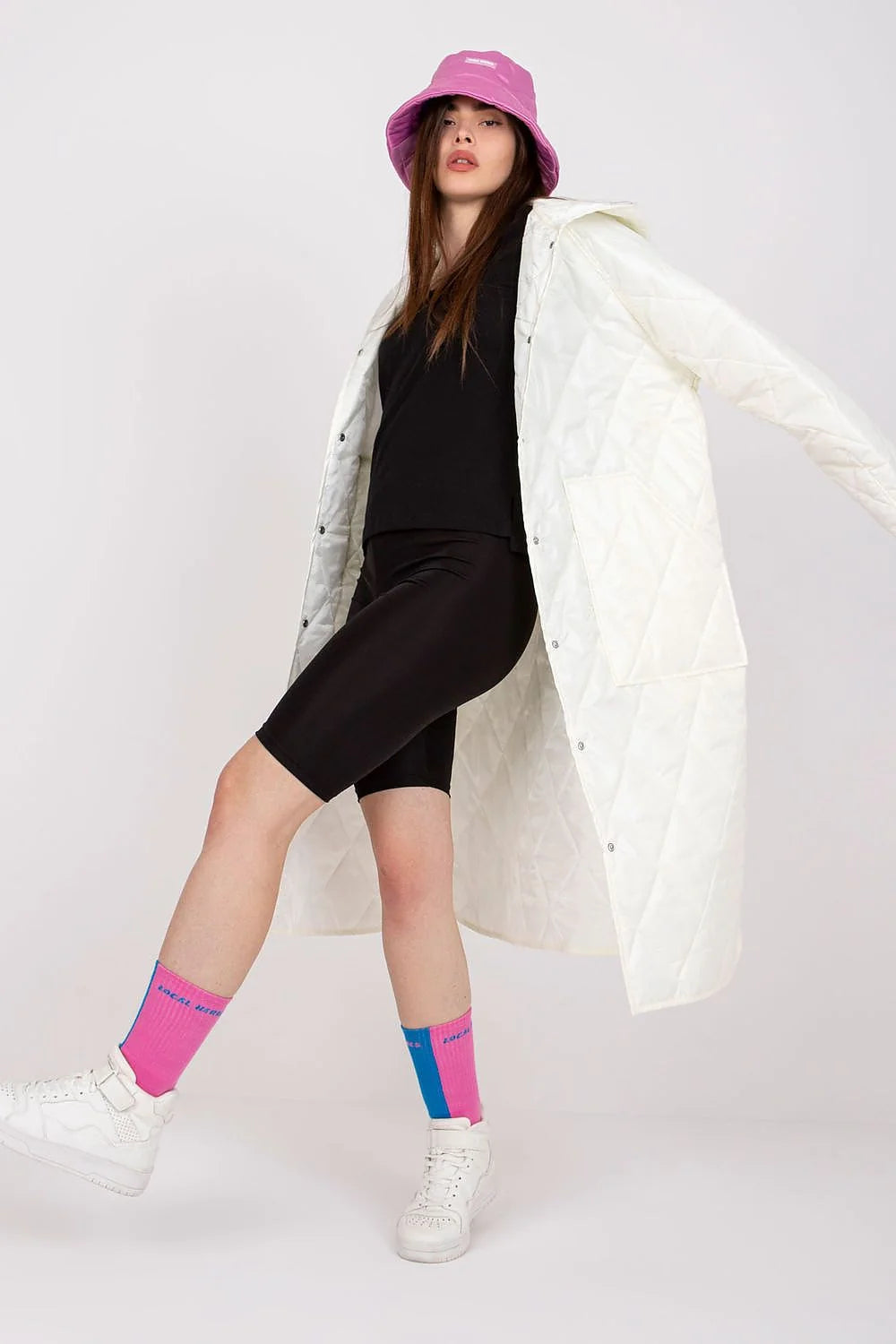 manteau long femme matelassé ivoire oversize midi losanges polyester satiné rembourrage isolant léger pressions grandes poches plaquées fentes latérales