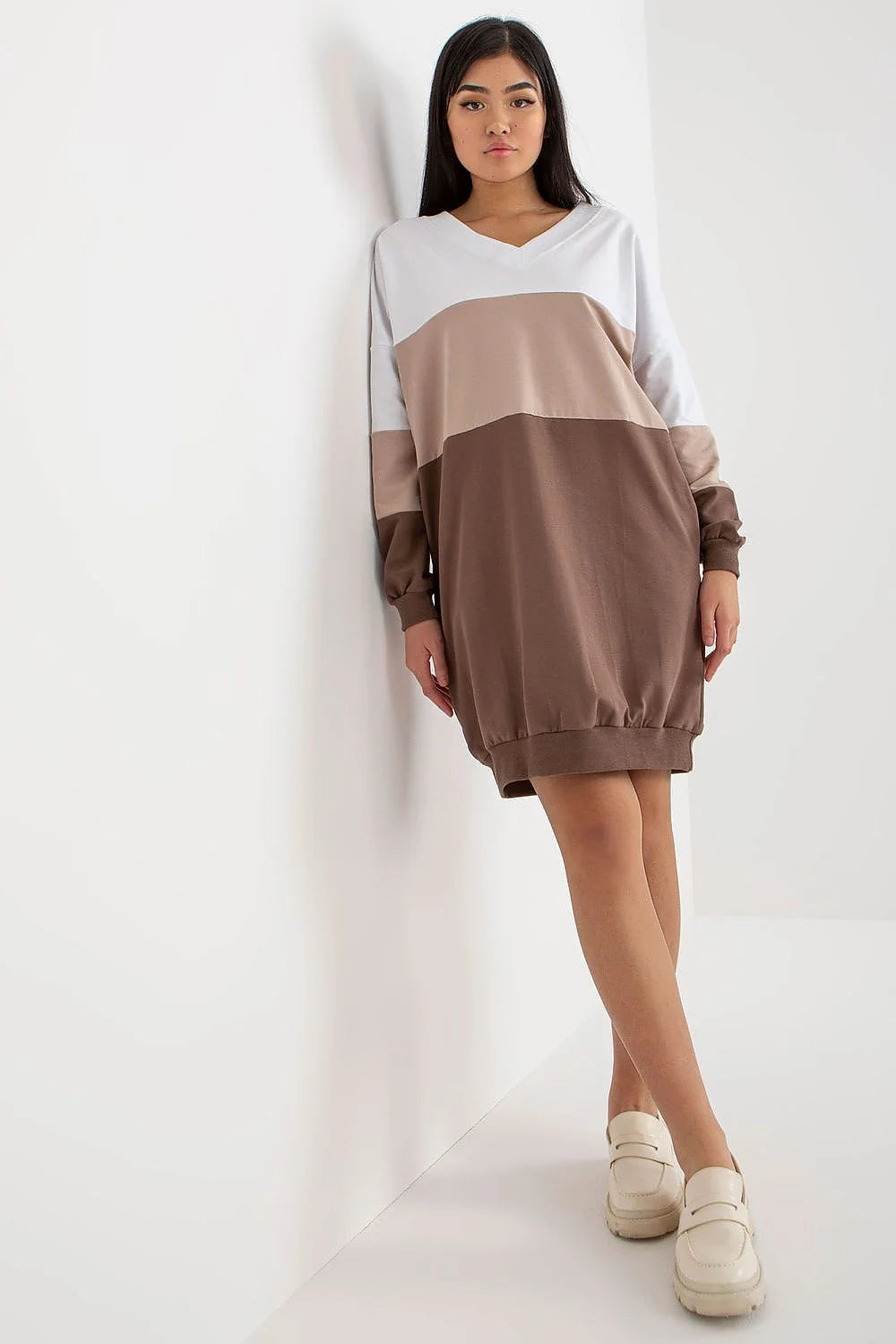 Robe décontractée moderne Rue Paris manches longues encolure cœur tricolore coton élasthanne femmes occasion quotidienne