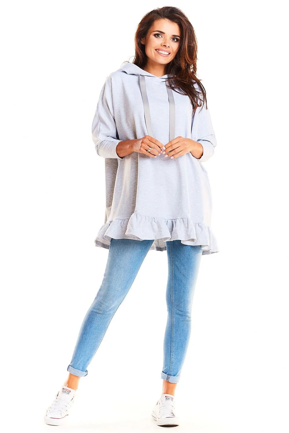 Sweat à capuche coton gris clair ample confortable avec volants pour style décontracté chic quotidien