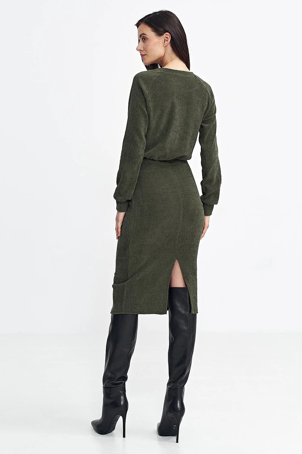 Robe de jour élégante maille côtelée vert olive manches longues taille haute fente dos femmes