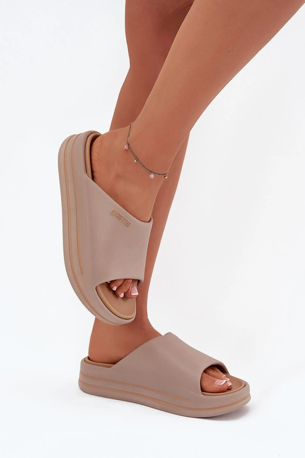 sandales femme slide mule bout ouvert plateforme 4cm semelle rembourrée ergonomique antidérapante beige taupe EVA minimaliste