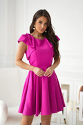 robe cocktail fuchsia volants épaules col rond cintrée taille marquée évasée patineuse courte polyester elasthanne satinée glamour cérémonie