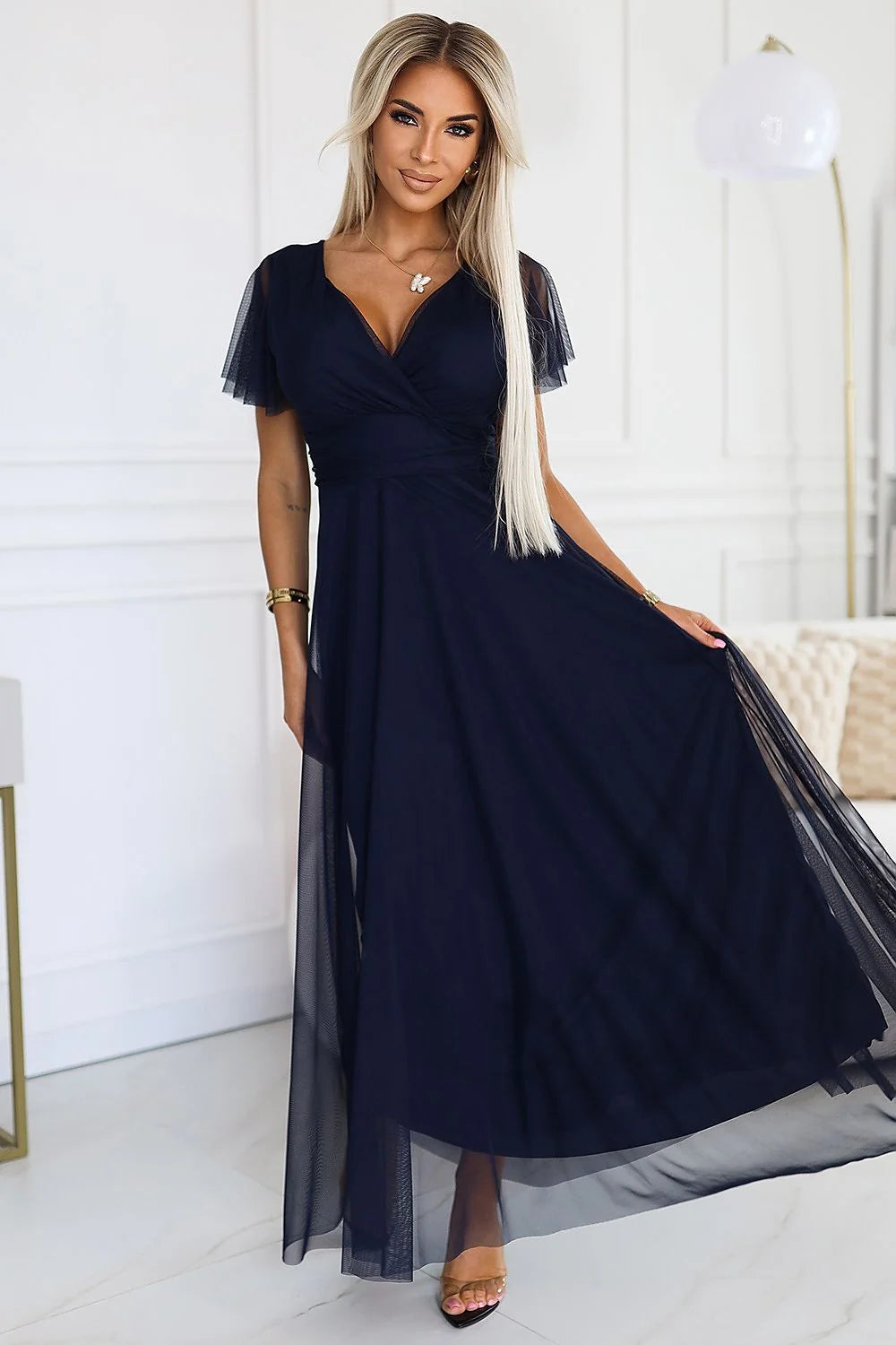 Robe longue élégante en tulle bleu marine manches courtes décolleté V taille ajustée pour femme