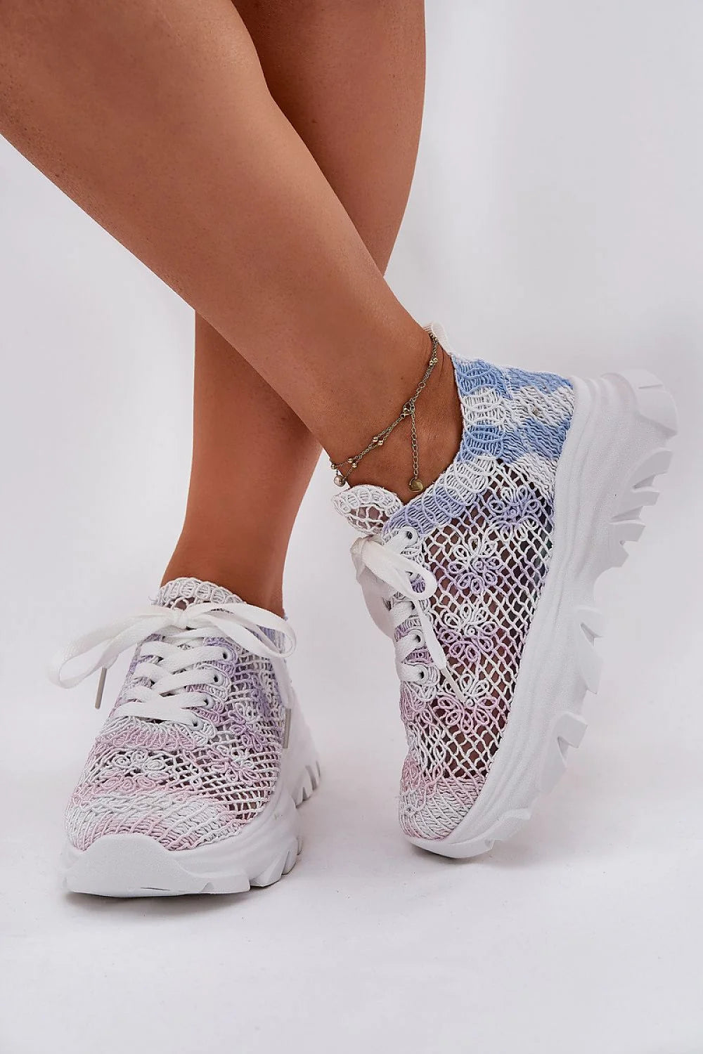 Chaussures de sport féminines modernes en maille ouverte floral motifs pastel semelle épaisse athleisure confortable