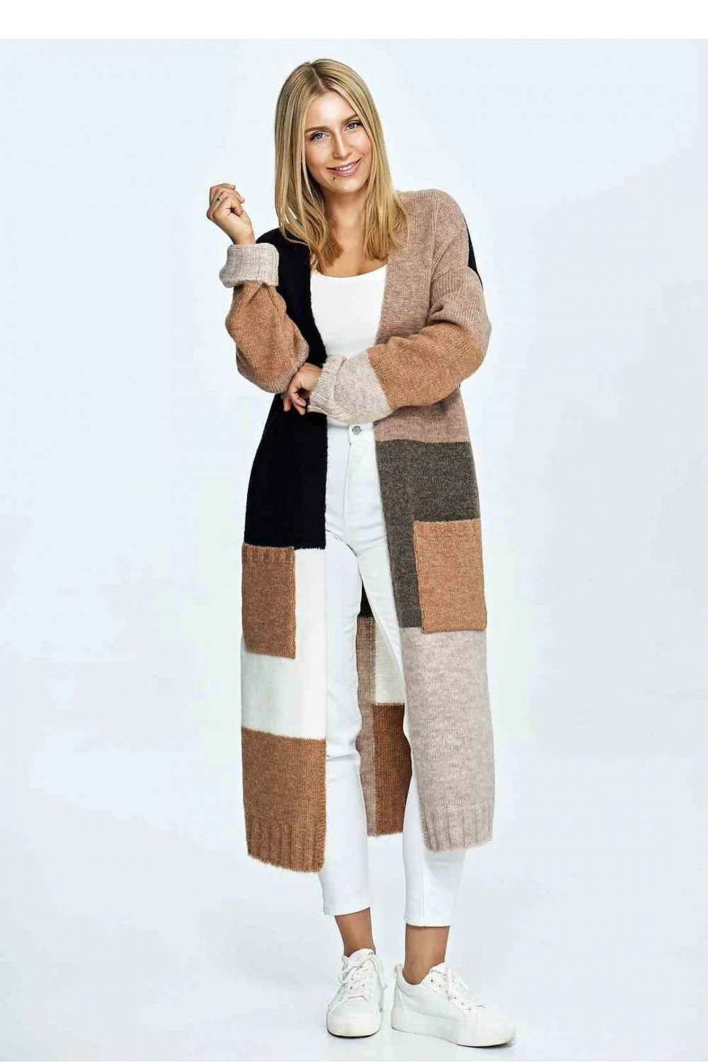 Cardigan long maille femme design contemporain style décontracté motif blocs couleurs beige crème jaune gris
