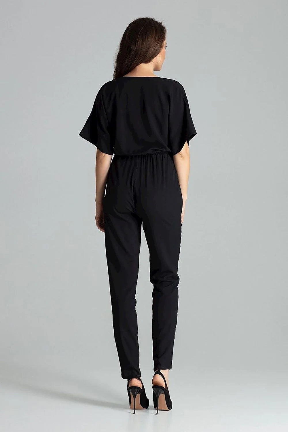 combinaison pantalon femme bleu électrique col V croisé manches kimono courtes taille cintrée élastique jambes droites effilées tissu fluide drapé