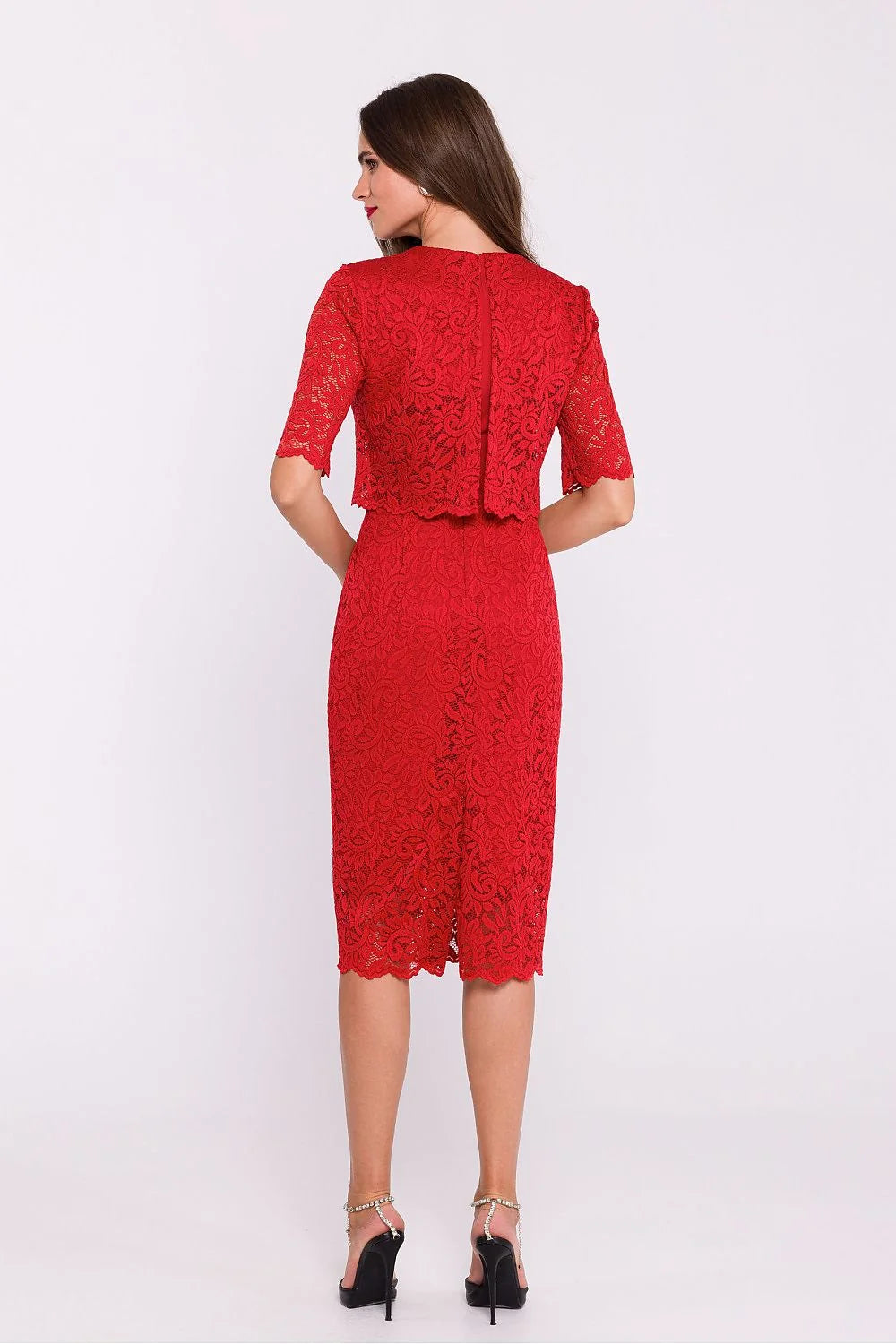 Robe de soirée élégante longueur genoux dentelle rouge motif floral manches 3/4 fente dos fermure zip