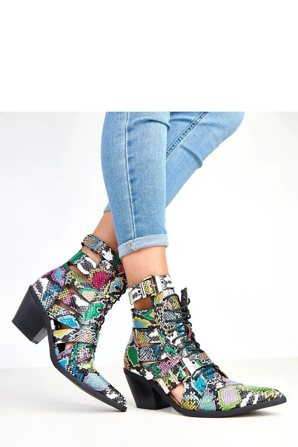 bottines femme cuir écologique python multicolore bout pointu talon carré moyen laçage brides boucles argentées découpes latérales tige quatorze centimetres