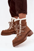 bottes neige femme suédine écologique fermeture éclair lacets œillets métalliques fourrure écrue doublure sherpa semelle crantée plateforme caoutchouc adhérence amorti
