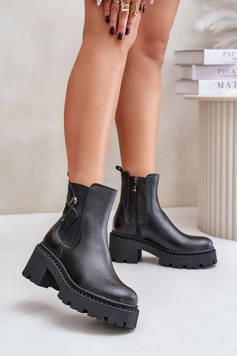 Bottes à talons Step in style cuir noir femmes design moderne robuste talon carré 5cm fermeture éclair élégance urbaine