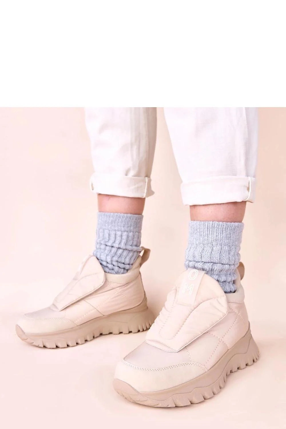 Gemre Penny bottes neige beige velcro matelassée rembourrée doublée semelle plateforme crantée adhérence antidérapante confortable facile enfiler femme urbain moderne