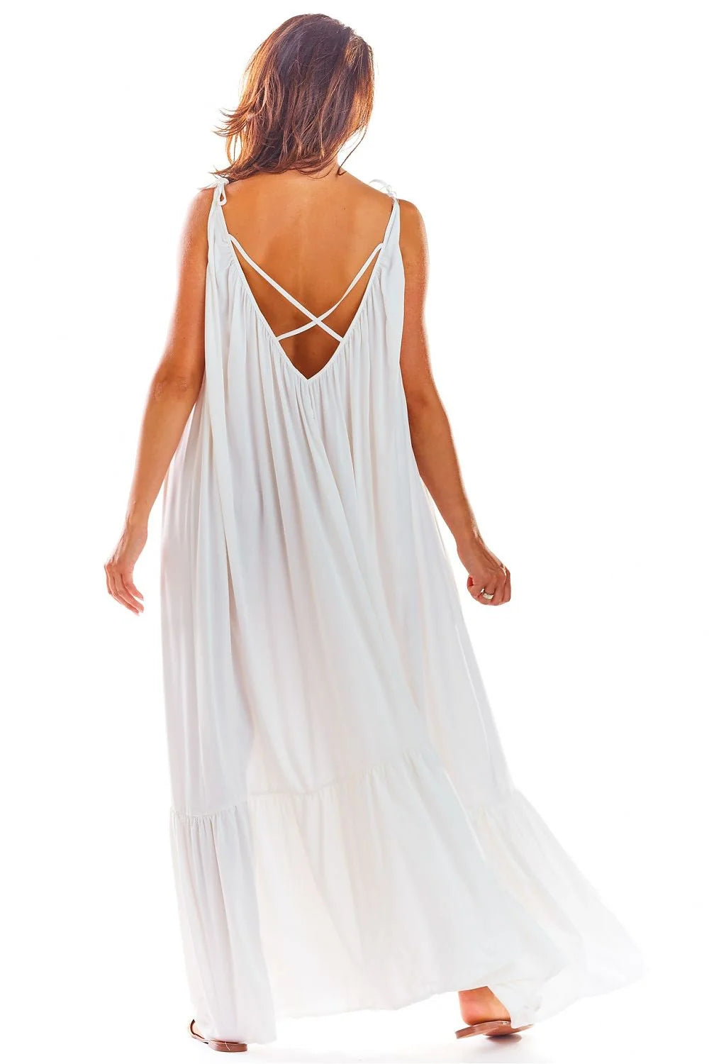 Robe longue AWAMA été 2023 coupe ample décolleté dos volant bas coloris rouge vif femmes viscose élasthanne
