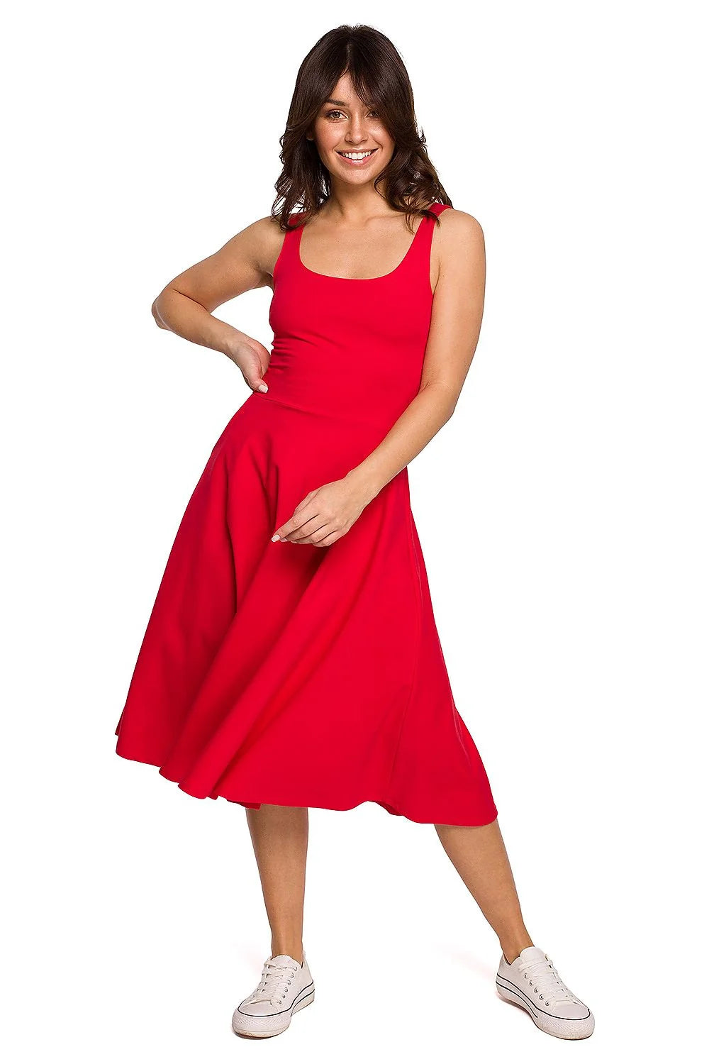 Robe bleue en coton moderne décontractée évasée avec encolure ronde pour femmes élégantes et confortables