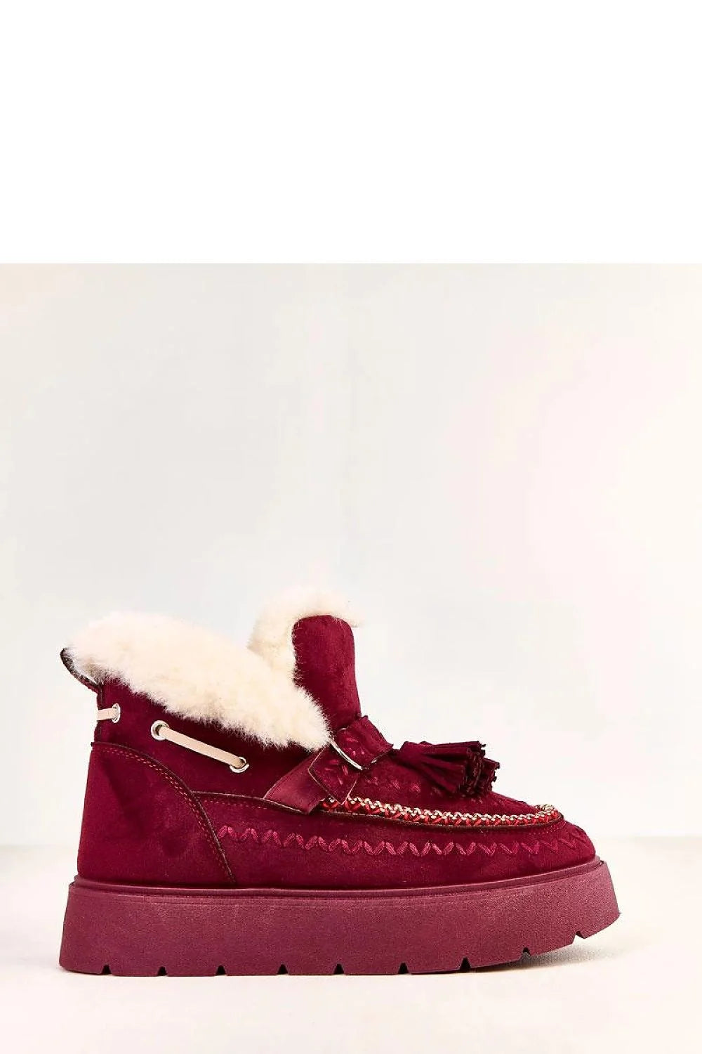 bottines montantes femme bordeaux suédé écologique doublure fourrure synthétique semelle plateforme 4cm crantée bride boucle pompon bout arrondi chaud confortable