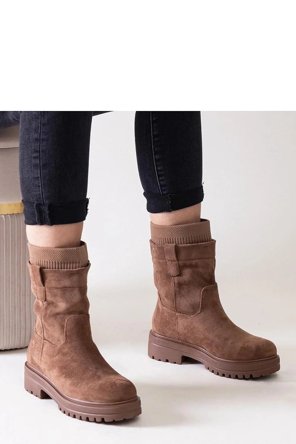 Bottines pour femmes en suédine marron hautes confortables mode urbain hiver doublure chaude semelle épaisse