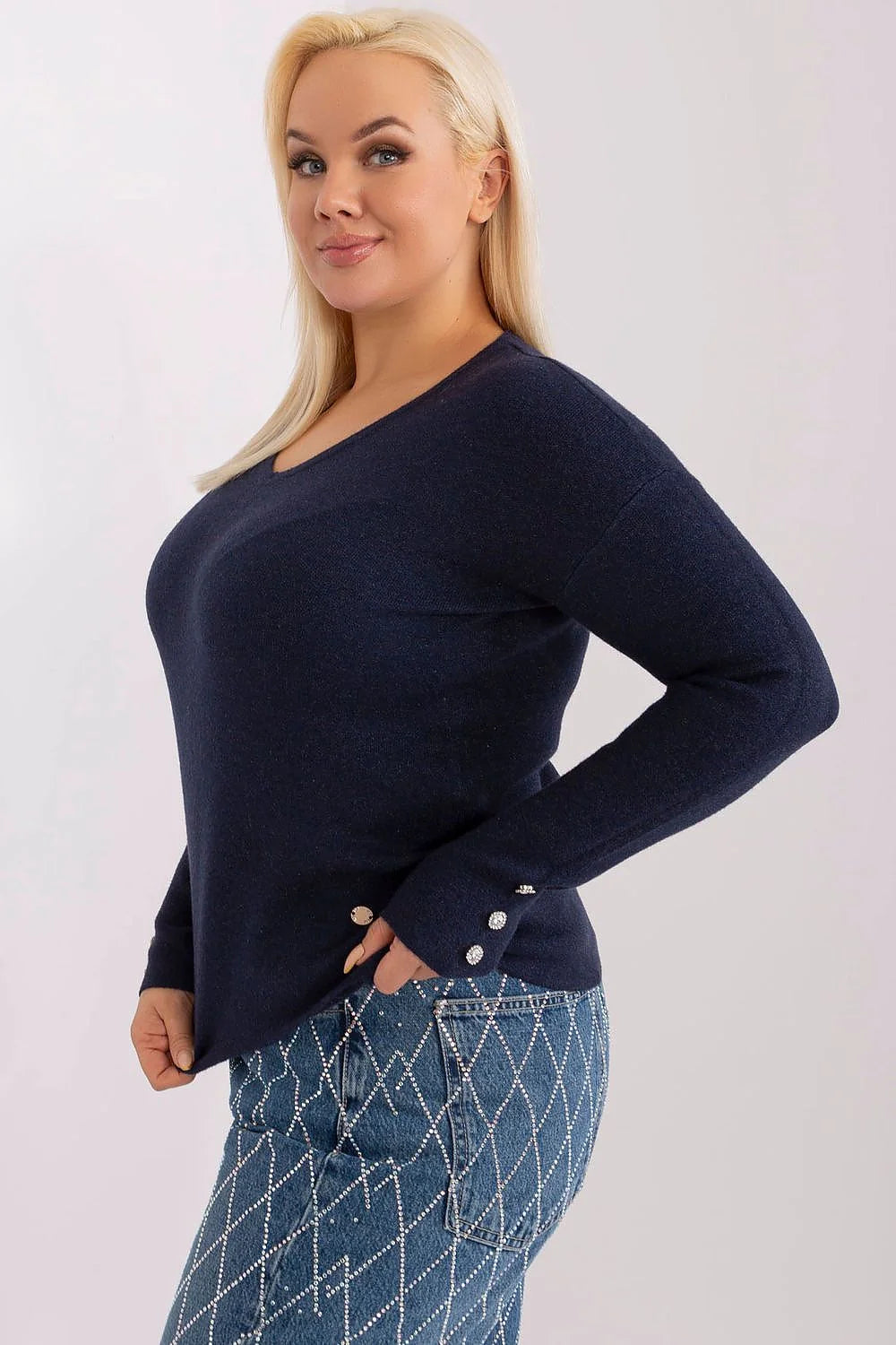 Pull-over féminin élégant couleur bleu marine manches longues boutons décoratifs argentés matière douce viscose taille ajustable femmes tailles plus
