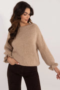 pull femme oversize beige camel grosse maille duveteuse col rond coupe ample longueur hanche manches longues ballon poignets froncés volantés