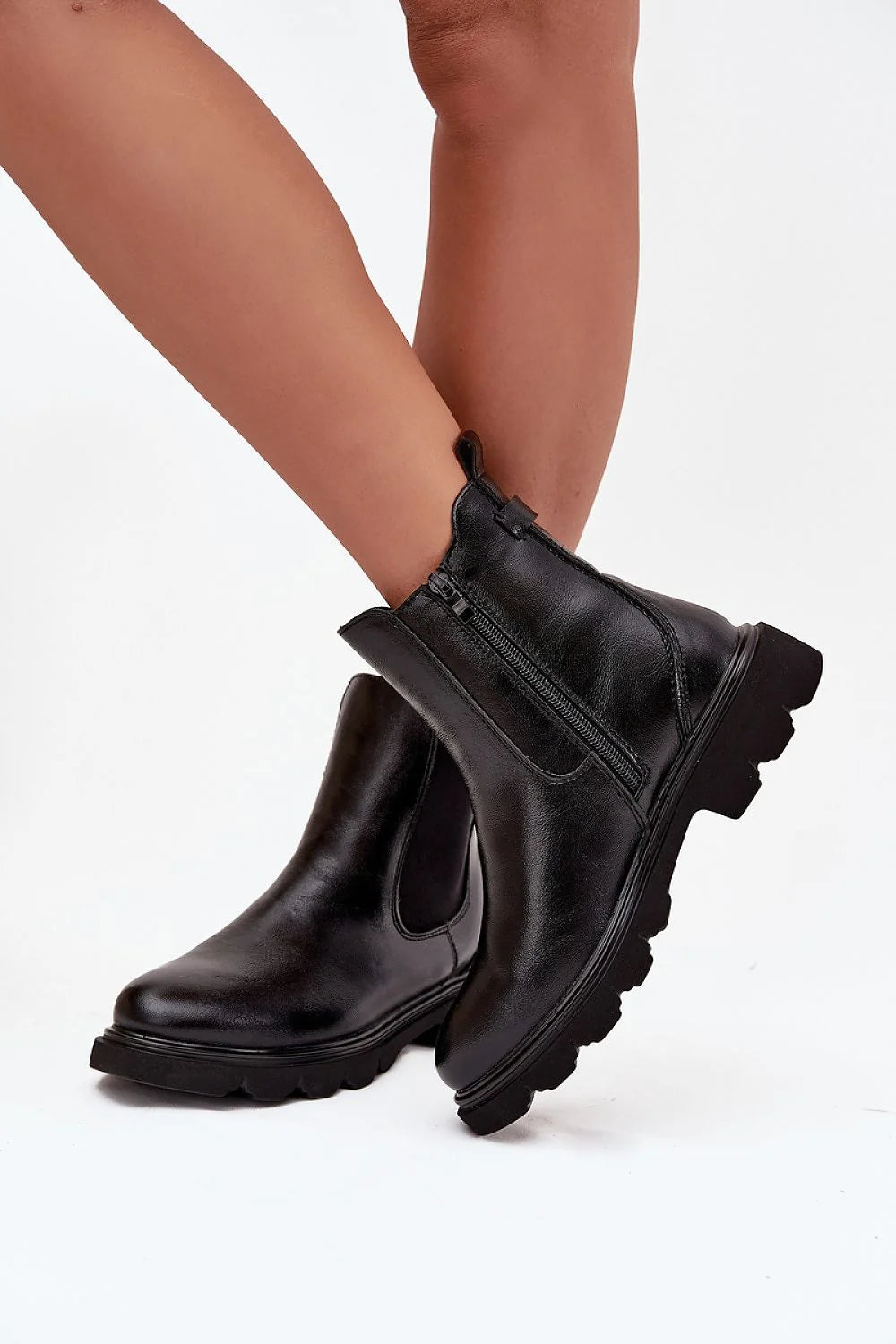 bottines femme cuir artificiel noir cheville bout rond fermetureeclair doublure fourrure synthétique semelle crantée épaisse talon bas confortable élégante intemporelle