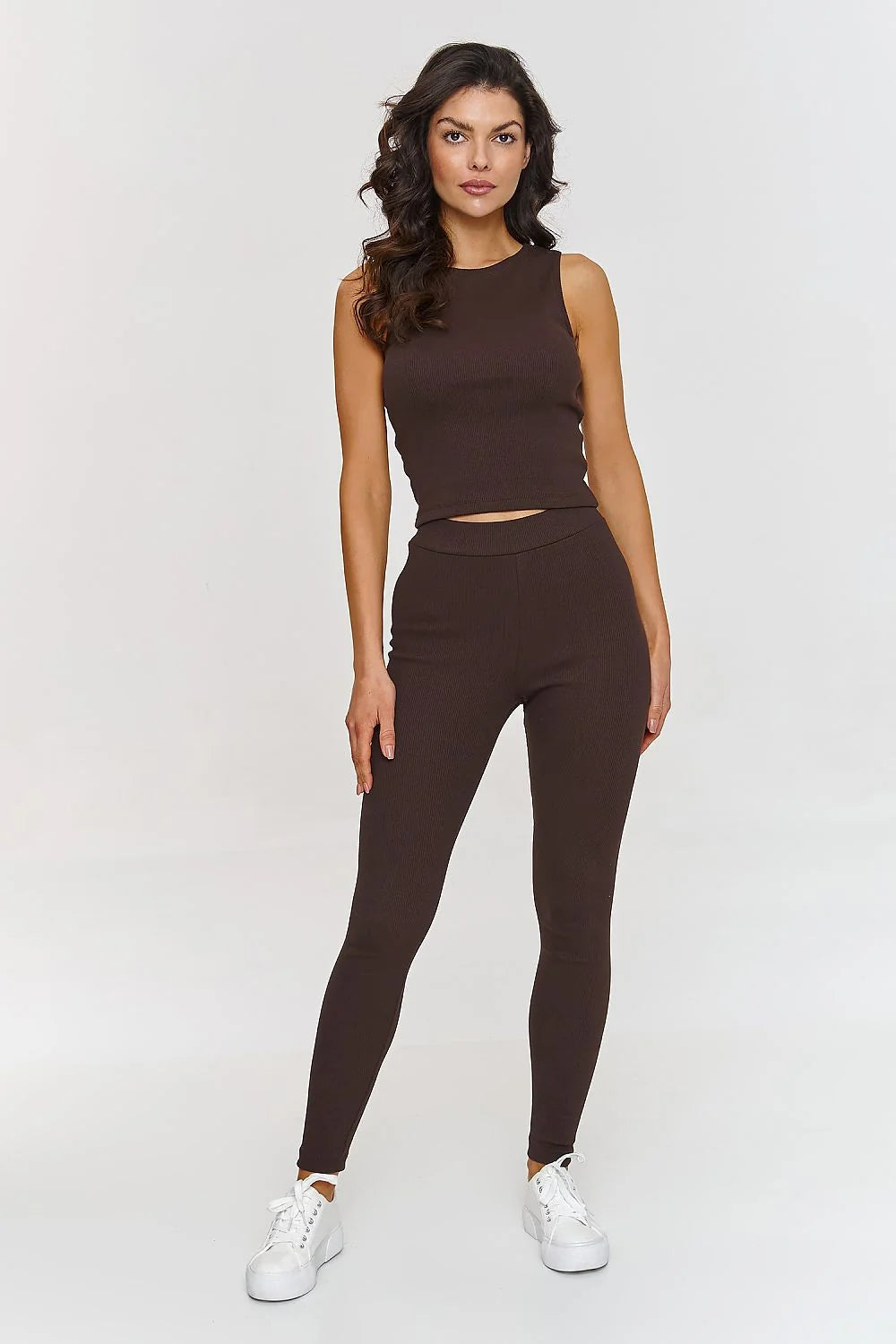 Makadamia ensemble lounge femme sweat oversize colVsuperposé manches ballon finitions côtelées legging taille haute ajusté côtelé molletonné