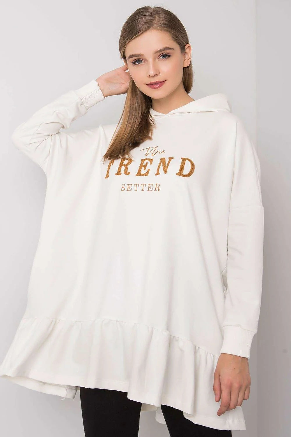 Sweat à capuche oversize coton blanc confortable tendance manches longues pour style décontracté féminin chic