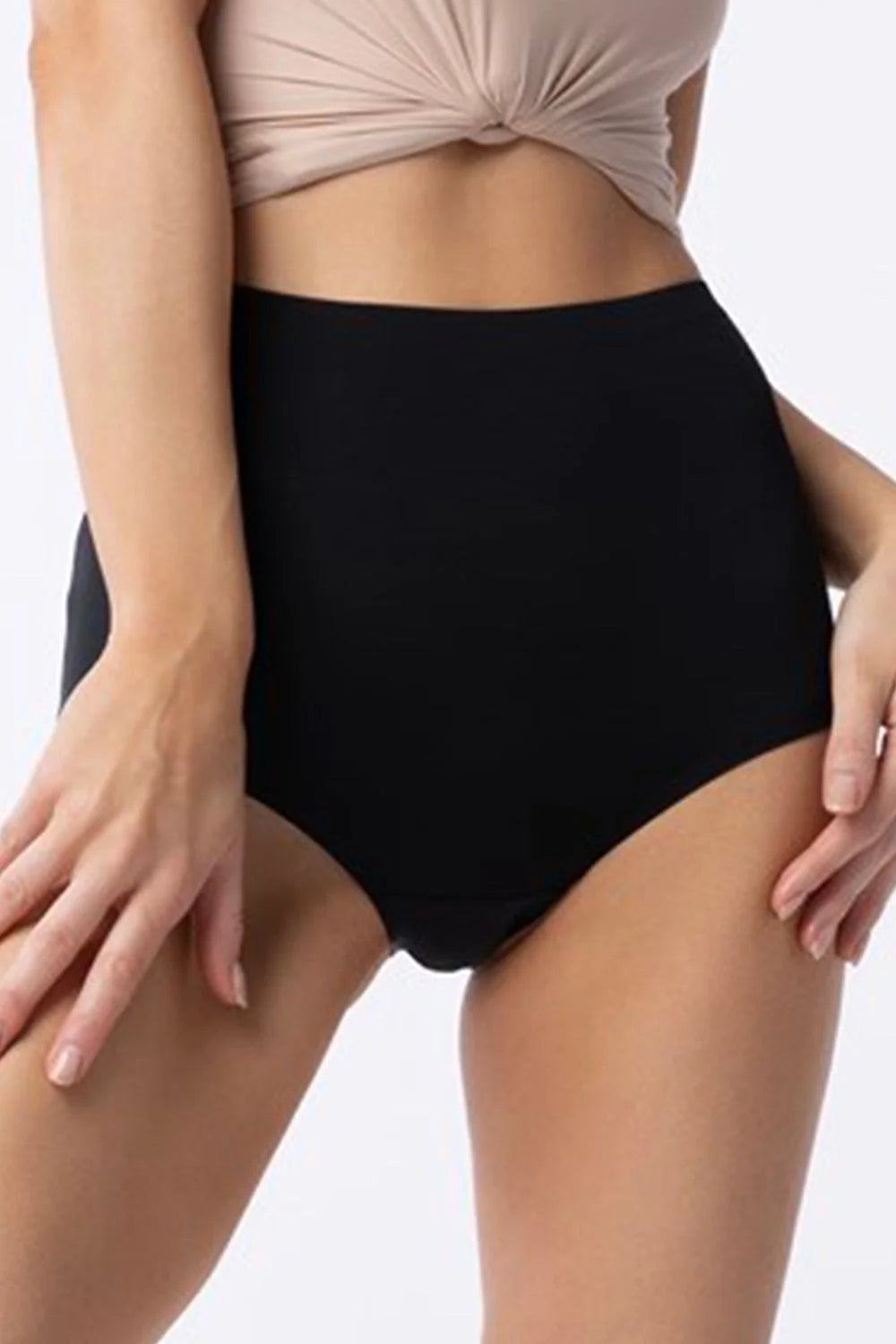 Culotte gainante Julimex pour femme, taille haute, couleur noire, matériau nylon, elasthanne, design moderne, coupe lisse, confort optimal, soutien abdominal, occasion quotidienne, vêtement intime élégant