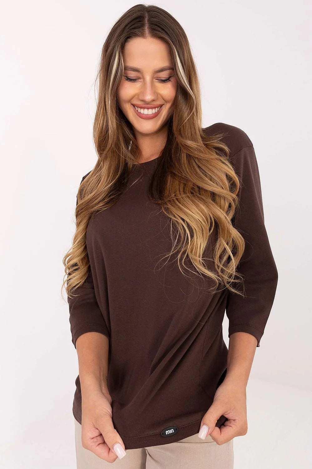 chemisier femme casual manches trois quarts col rond classique jersey maille légère marron chocolat coupe droite fluide confortable coton élasthanne